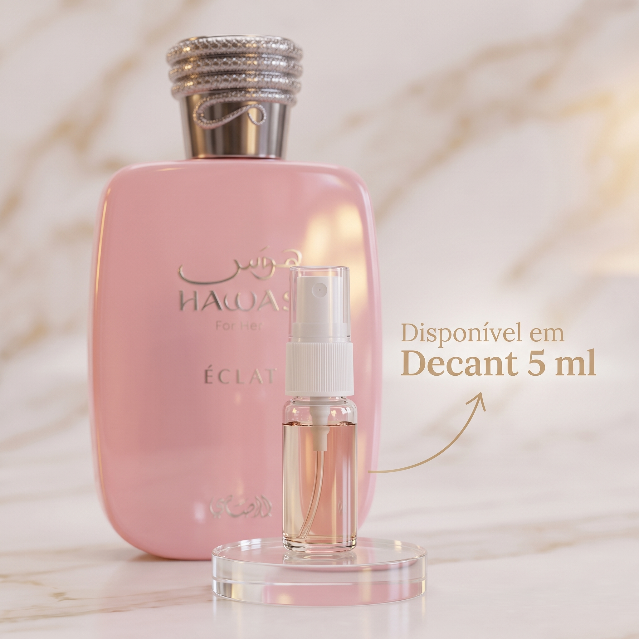 Frasco rosa do perfume Hawas Éclat for Her ao lado de um decant de 5 ml, anúncio de disponibilidade em decant.