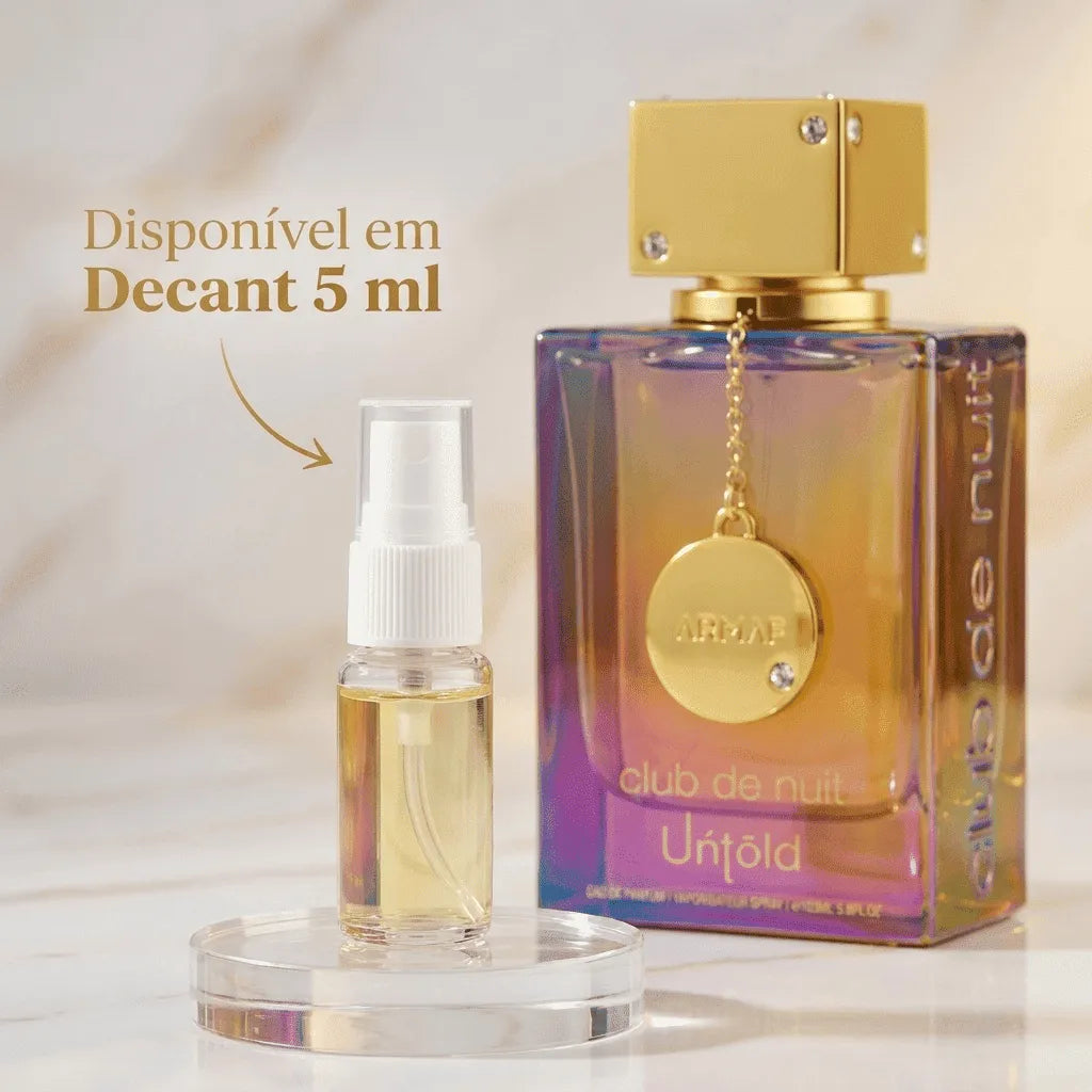 Perfume Armaf Club de Nuit Untold em frasco iridescente com tampa dourada, ao lado de decant de 5ml